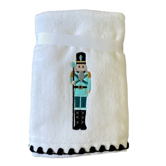 Kassatex Embroidered NUTCRACKER Hand Towels Set of 2 Christmas Fine Linens New - Picture 4 of 16